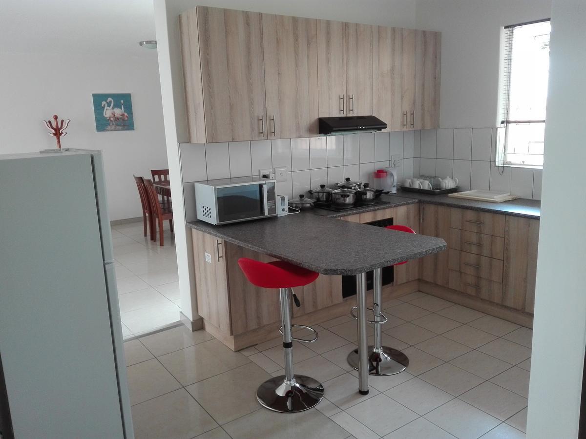 Home Inn Self-Catering Windhoek Buitenkant foto